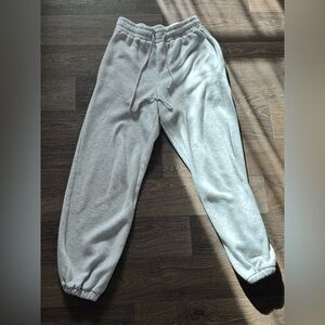 Justfab Woman’s Gray Sweatpants XS